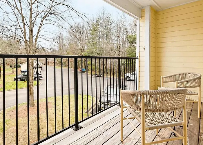 Landing - Modern With Amazing Amenities